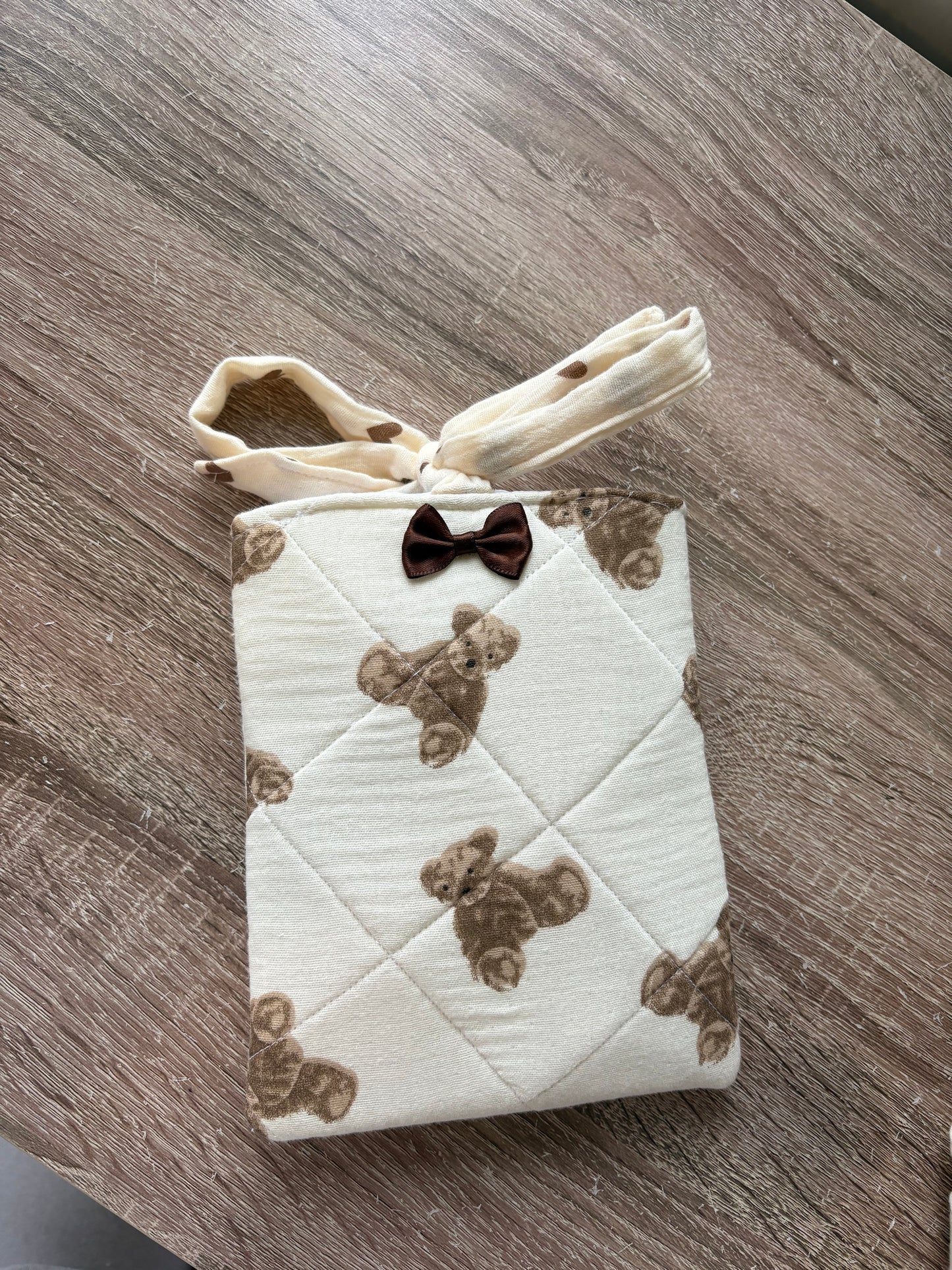 Teddy bear cream and brown quilted kindle sleeve