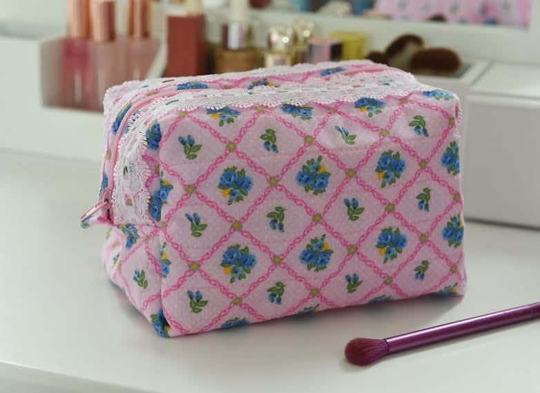 Handmade Pink Floral Quilted Makeup Bag